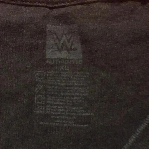 WWE Carmella Tshirt - Picture 4 of 5